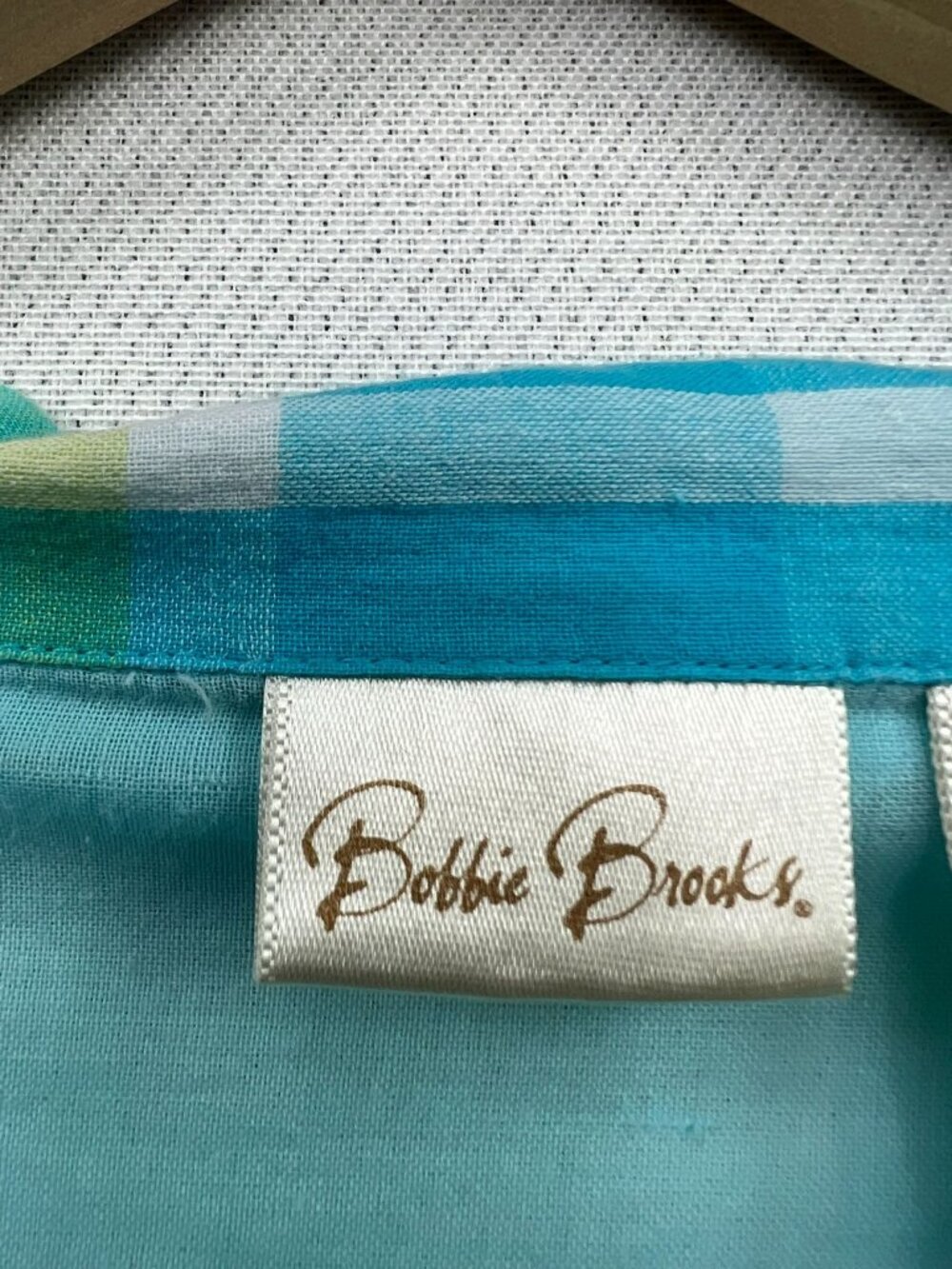 Bobbie Brooks Women's Embroidered Button Down Shirt 3/4 Sleeve Size M Blue Plaid - Picture 3 of 12